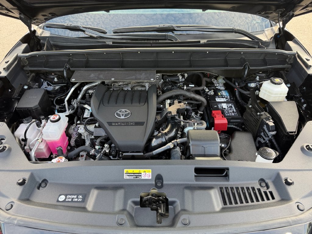 Used 2023 Toyota Highlander XSE AWD/4WD image 29