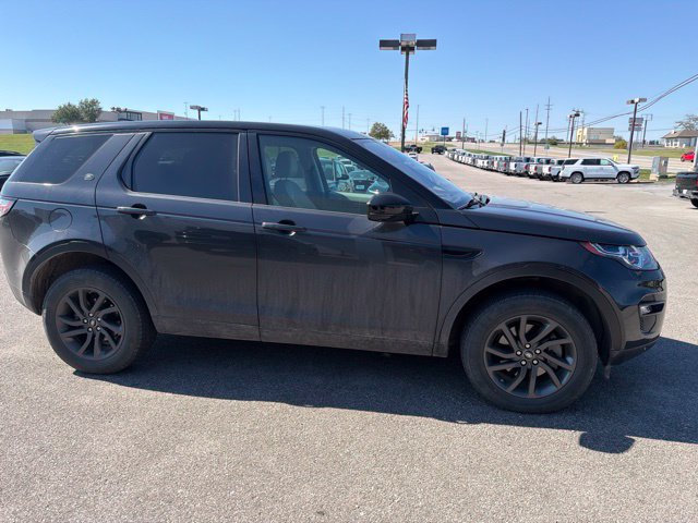 Used 2019 Land Rover Discovery Sport HSE AWD/4WD image 12