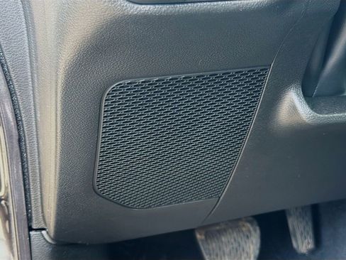Used 2022 Jeep Wrangler Unlimited Sahara w/ LED Lighting Group AWD/4WD image 22