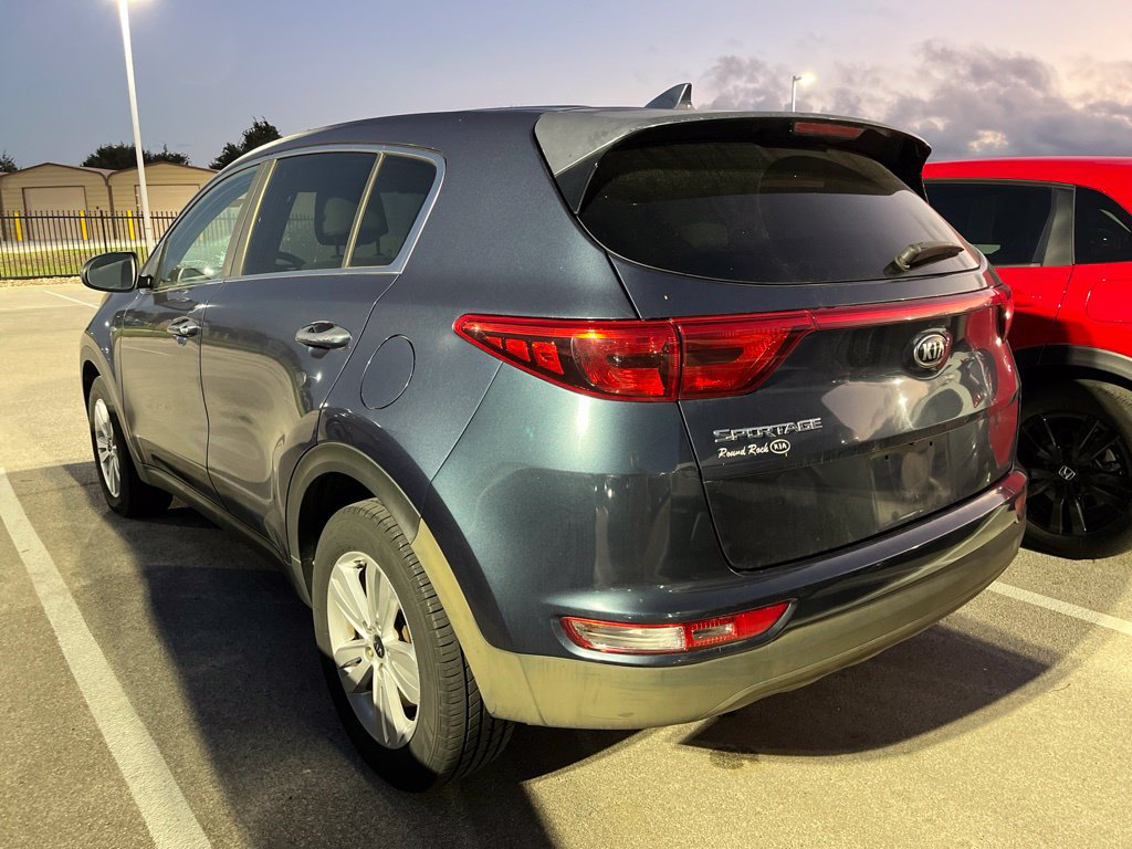 Used 2017 Kia Sportage LX AWD/4WD image 4