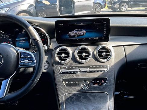 Used 2019 Mercedes-Benz C 300 Sedan w/ Premium Package image 11