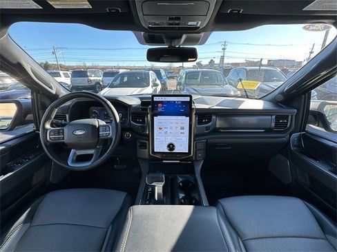 Used 2024 Ford F150 Lightning Lariat image 16