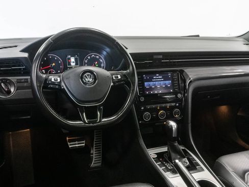 Used 2022 Volkswagen Passat 2.0T R-Line FWD image 7