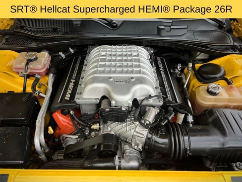 Used 2017 Dodge Challenger SRT Hellcat image 31