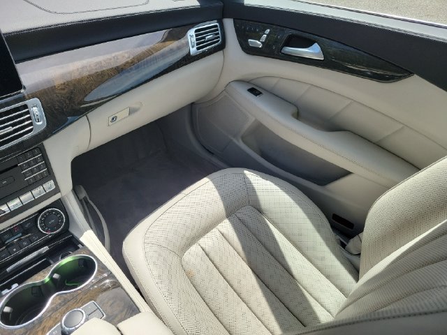 Used 2016 Mercedes-Benz CLS 400 4MATIC w/ Premium 2 Package image 15