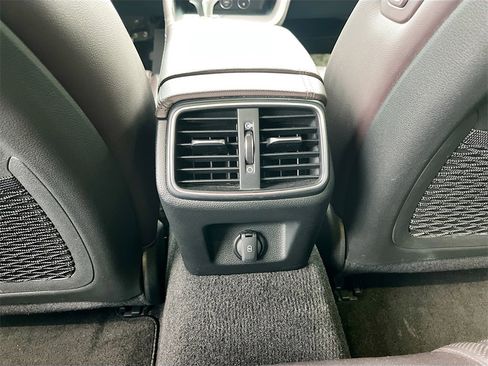 Used 2022 Genesis G70 2.0T w/ Prestige Package image 27