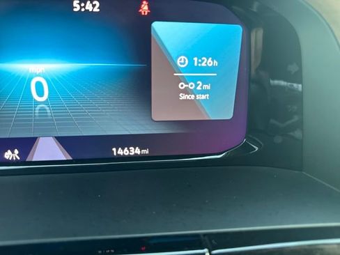 Used 2025 Volkswagen Atlas SE image 16