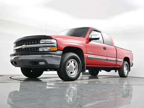 Used 2002 Chevrolet Silverado 1500 LS w/ Off-Road Pkg image 40