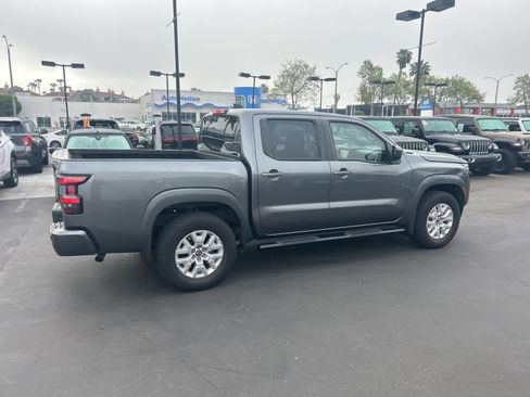 Used 2022 Nissan Frontier SV w/ Technology Package image 7