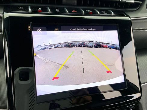 Used 2024 Jeep Grand Cherokee L Laredo image 50