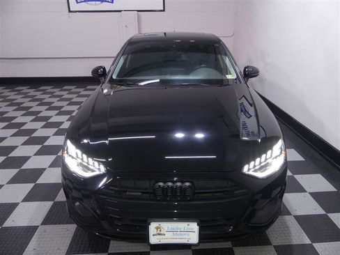 Used 2022 Audi A4 2.0T Premium Plus image 3
