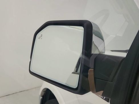 Used 2019 Ford F150 Lariat RWD image 18
