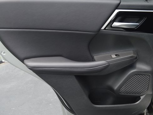 Used 2024 Mitsubishi Outlander SE FWD image 31