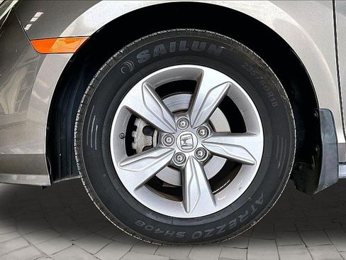 Used 2019 Honda Odyssey EX image 7
