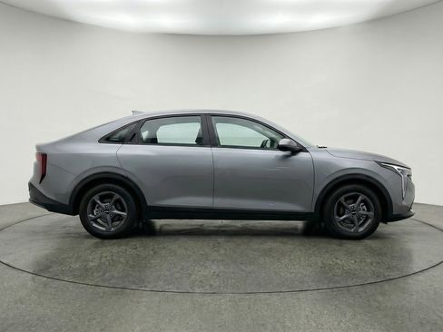 Used 2025 Kia K4 FWD image 11