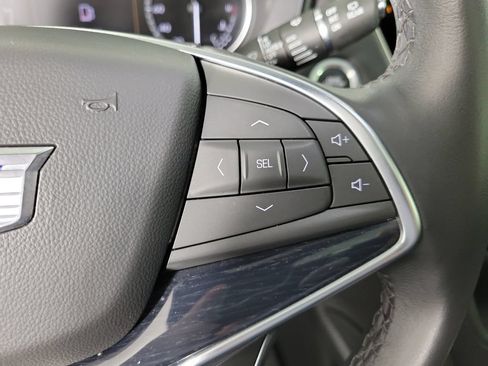 Used 2024 Cadillac XT5 Premium Luxury FWD image 23