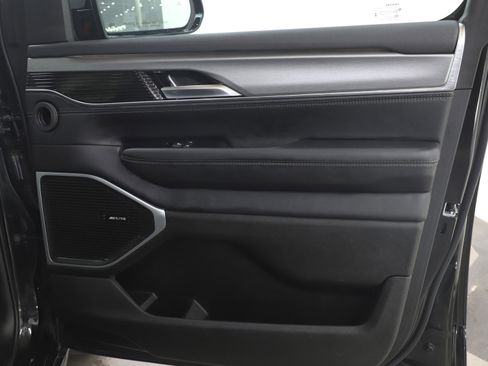 Used 2023 Jeep Wagoneer Series II w/ Convenience Group I image 13