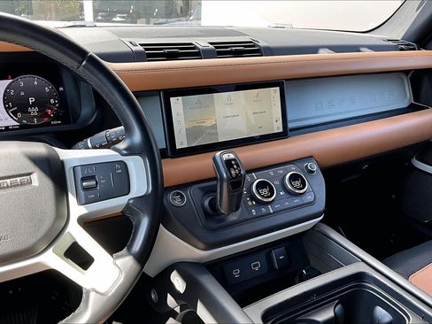 Certified 2023 Land Rover Defender 110 X-Dynamic SE AWD/4WD image 6
