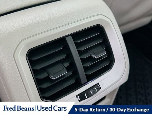 Used 2023 Volkswagen Tiguan SE R-Line image 26