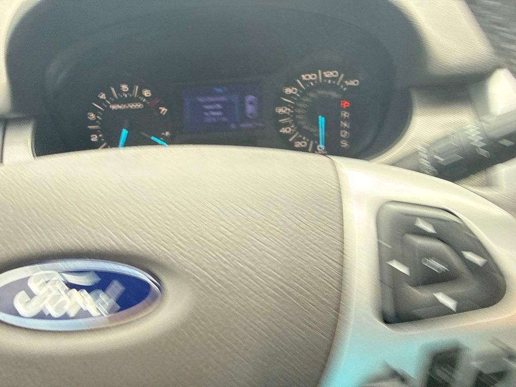 Used 2013 Ford Edge SEL FWD image 10
