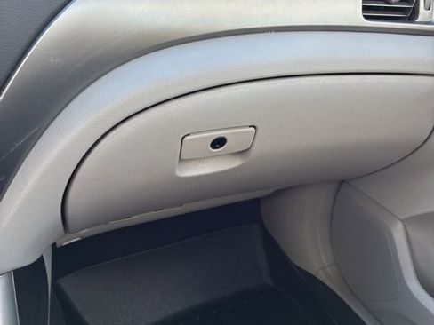 Used 2012 Subaru Forester 2.5X Premium w/ All-Weather Pkg image 25