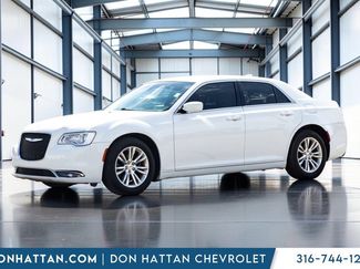 Used 2020 Chrysler 300 Touring w/ Driver Convenience Group RWD video 2