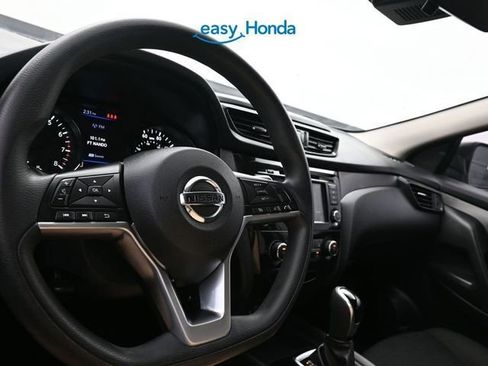 Used 2020 Nissan Rogue Sport S image 10