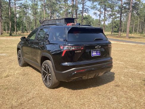 New 2026 Chevrolet Equinox RS w/ Convenience Package III FWD image 2