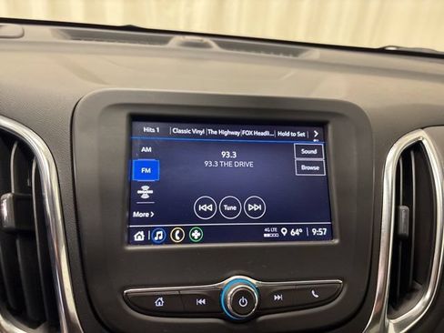 Used 2024 Chevrolet Equinox LT FWD image 17