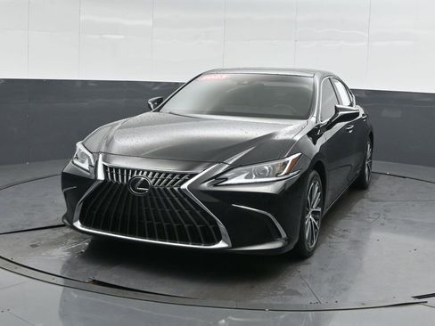 Used 2023 Lexus ES 350 w/ Premium Package image 6