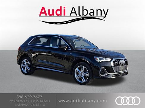 Certified 2022 Audi Q3 2.0T Premium Plus image 1