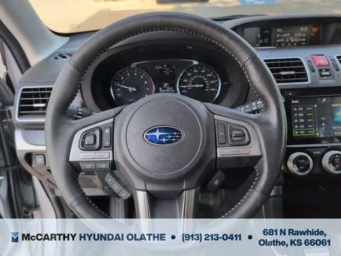 Used 2017 Subaru Forester 2.5i Touring AWD/4WD image 6