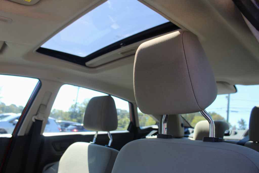 Used 2018 Ford Fiesta SE FWD image 25