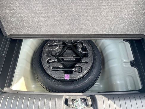 New 2026 Hyundai Venue SE FWD image 33