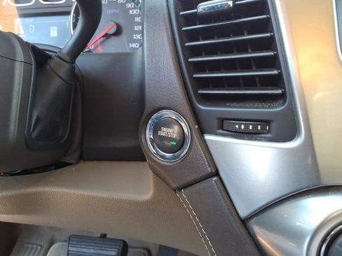 Used 2019 Chevrolet Tahoe LT image 13