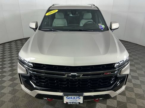 Used 2022 Chevrolet Tahoe Z71 w/ Luxury Package AWD/4WD image 3