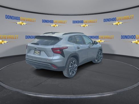 New 2026 Chevrolet Trax RS image 11