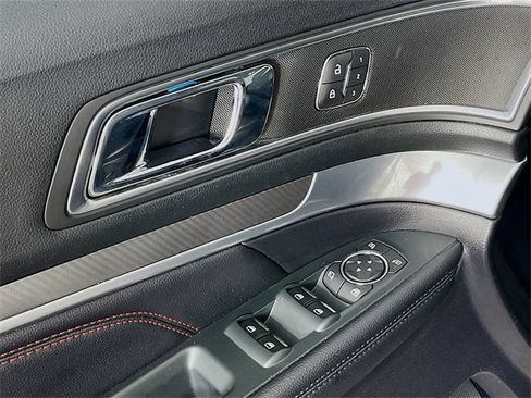 Used 2019 Ford Explorer Sport w/ Equipment Group 401A image 19