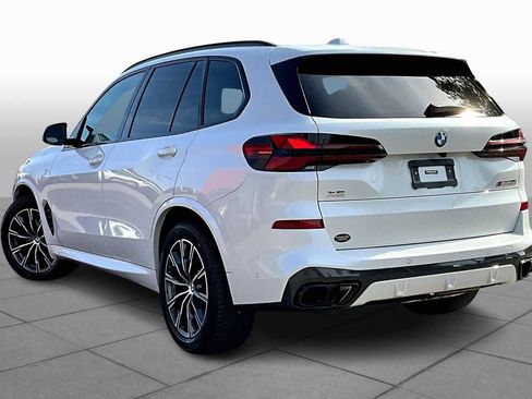 Used 2024 BMW X5 M60i image 11