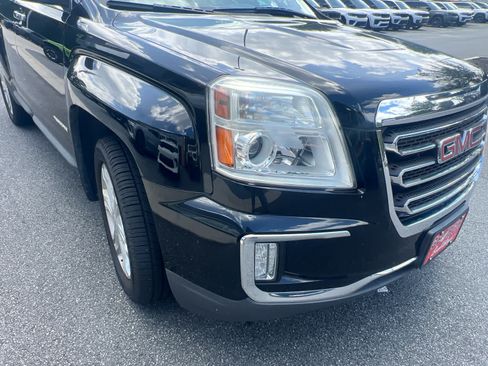 Used 2017 GMC Terrain SLT w/ Open Road Package AWD/4WD image 9