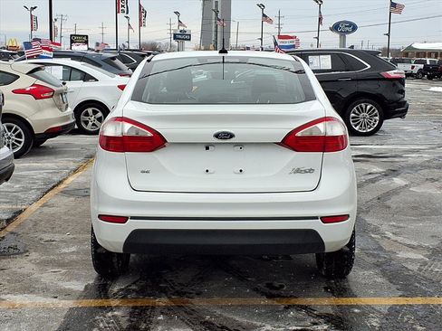 Used 2016 Ford Fiesta SE image 18