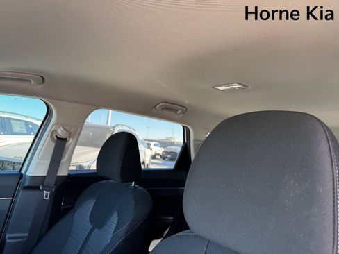 New 2026 Kia Sorento LX image 17