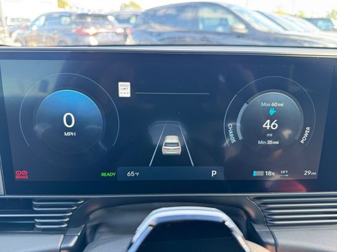 New 2025 Hyundai Ioniq 5 SEL image 32