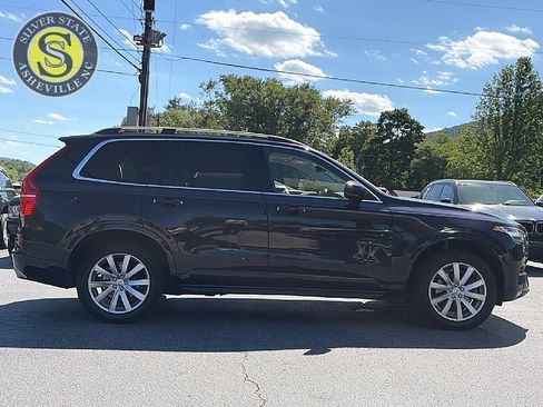 Used 2016 Volvo XC90 T6 Momentum w/ Momentum Plus Package AWD/4WD image 7
