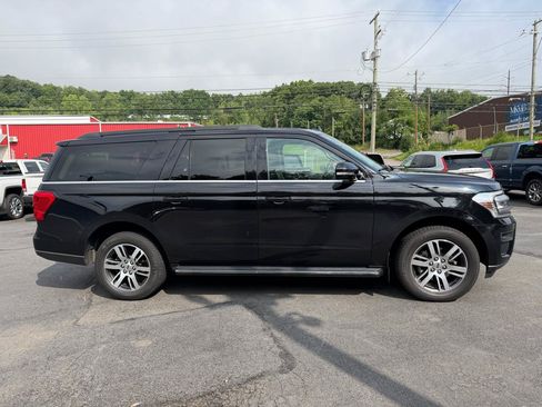 Used 2022 Ford Expedition Max XLT AWD/4WD image 4