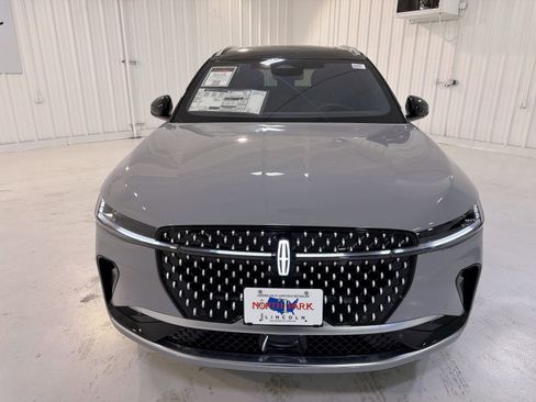 New 2026 Lincoln Nautilus Reserve AWD/4WD image 32