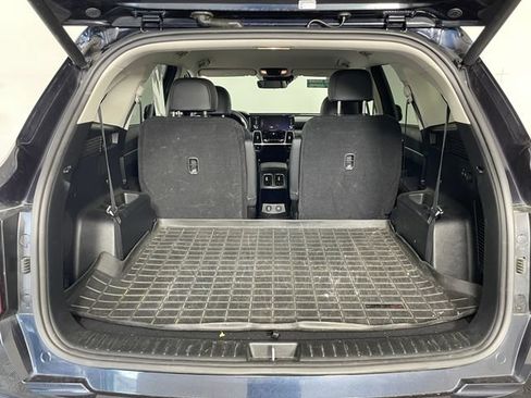 Used 2023 Kia Sorento EX AWD/4WD image 16