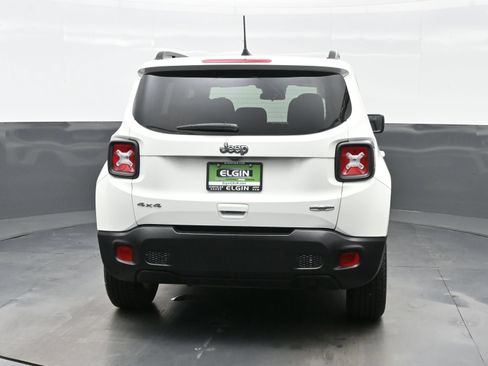 Used 2022 Jeep Renegade Latitude AWD/4WD image 7