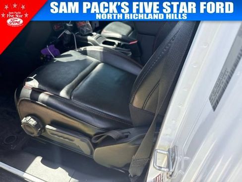 Used 2023 Jeep Gladiator Rubicon w/ LED Lighting Group AWD/4WD image 8