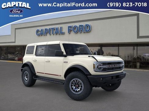 New 2026 Ford Bronco Outer Banks w/ Sasquatch Package AWD/4WD image 7